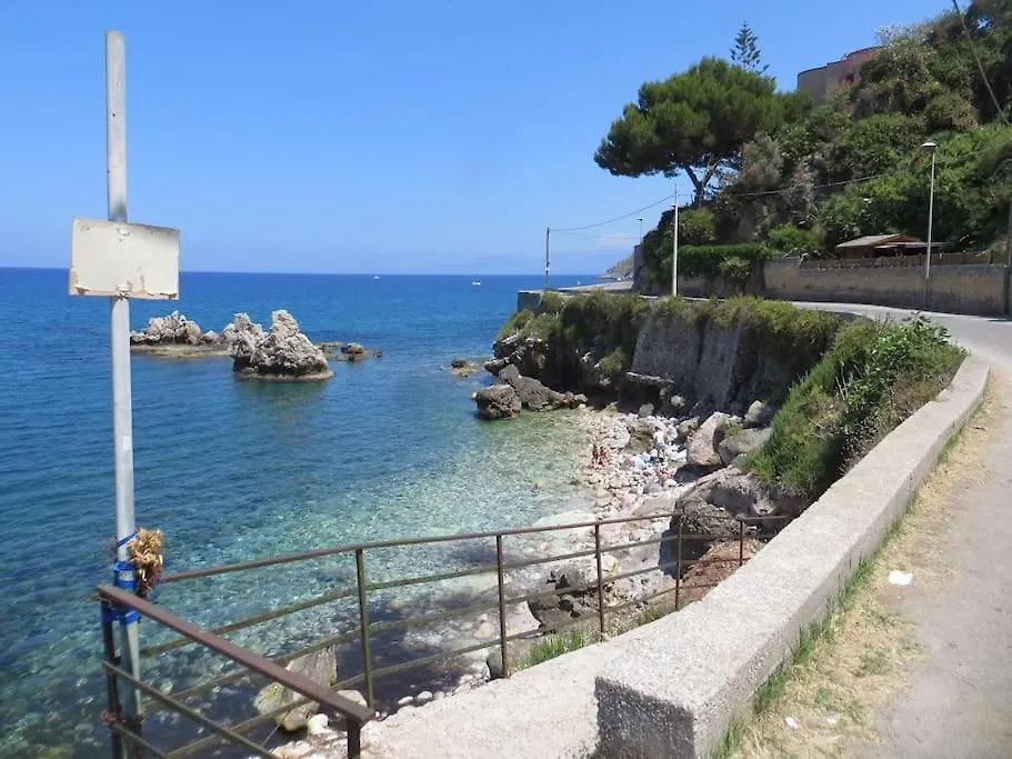 Marina Holiday Altavilla Milicia