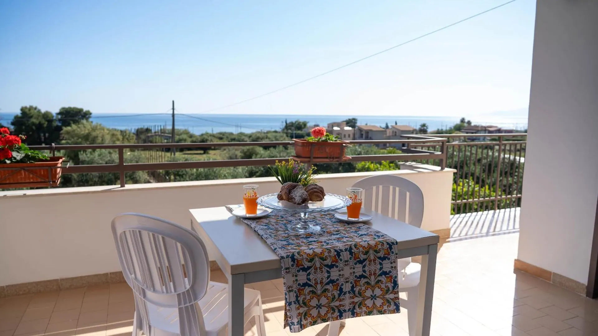 Marina Holiday Altavilla Milicia Italy