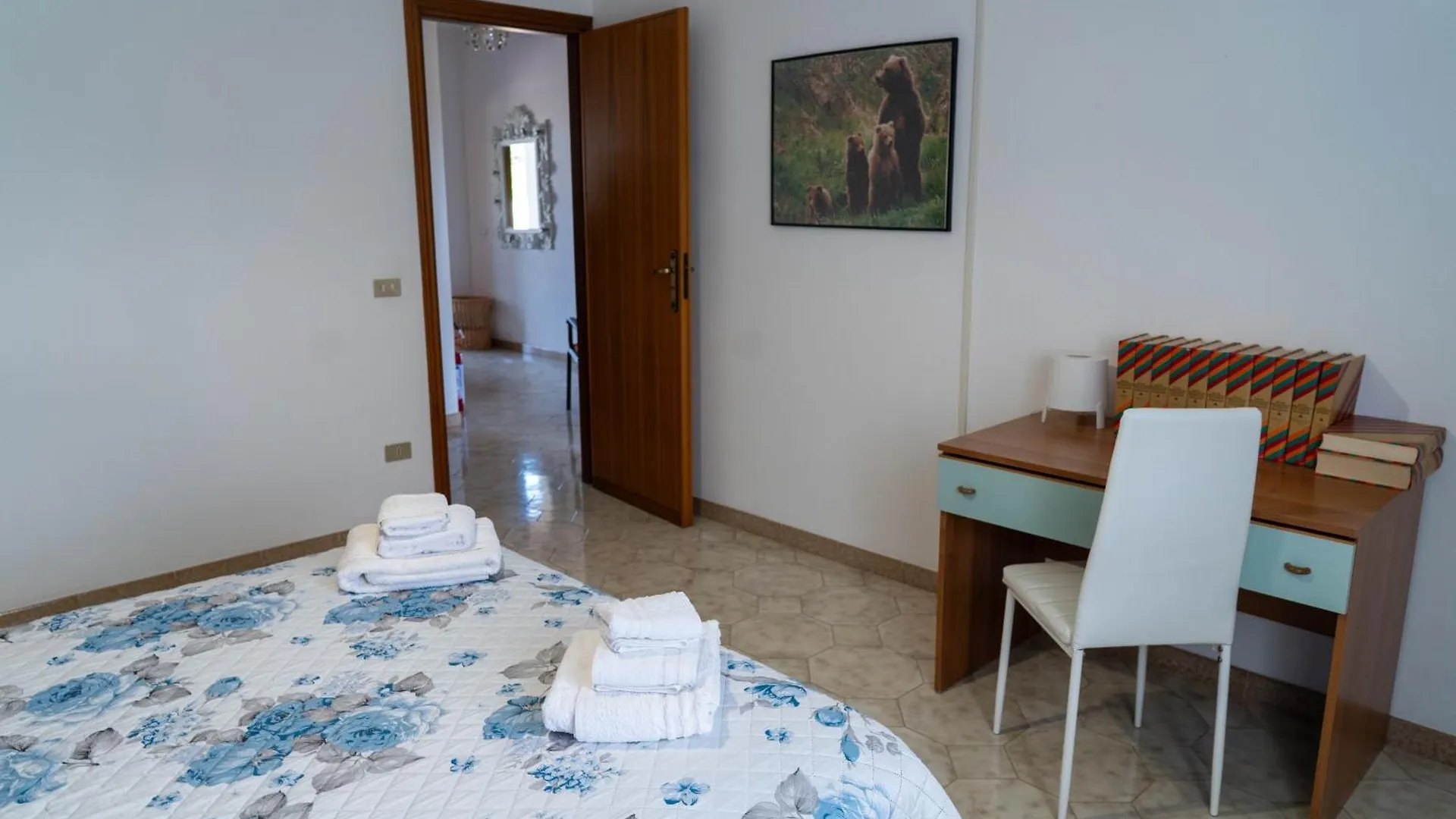 Apartment Marina Holiday Altavilla Milicia Italy